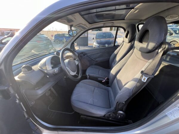 SMART FORTWO 800 40 CV AUTOMATICA - immagine 9