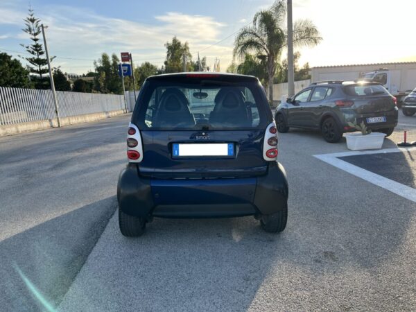 SMART FORTWO 800 40 CV AUTOMATICA - immagine 6