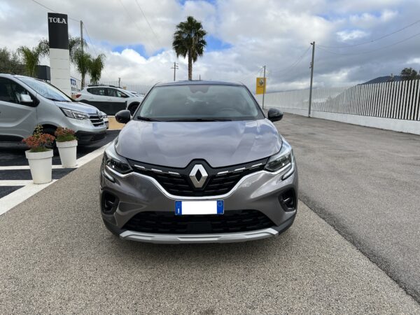 RENAULT CAPTUR 1.6 E-TECH FULL HYBRID 145 CV - immagine 2